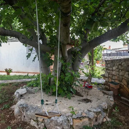 App Luka 1 - Garden For Children And Pets Poreč